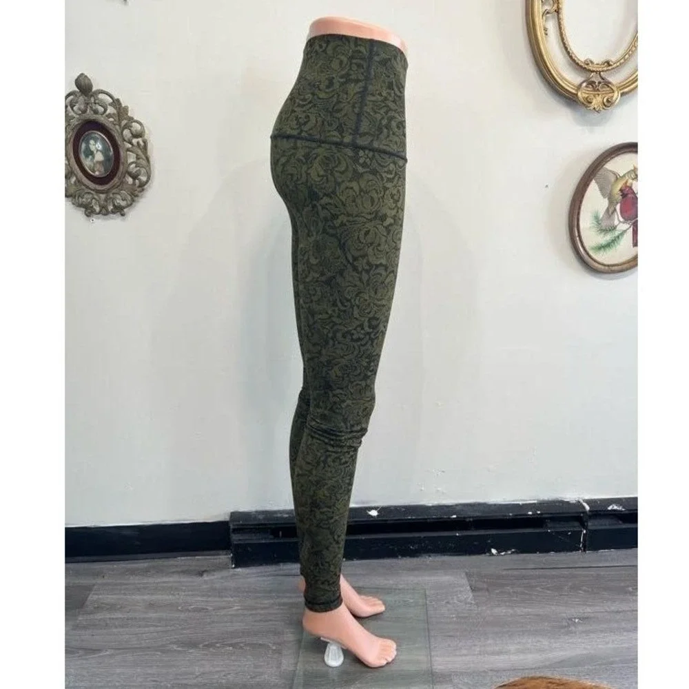 Lululemon Wunder Under High-Rise Tight 28